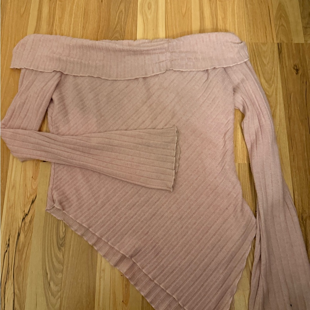 Elegant Pink Off-Shoulder Sweater